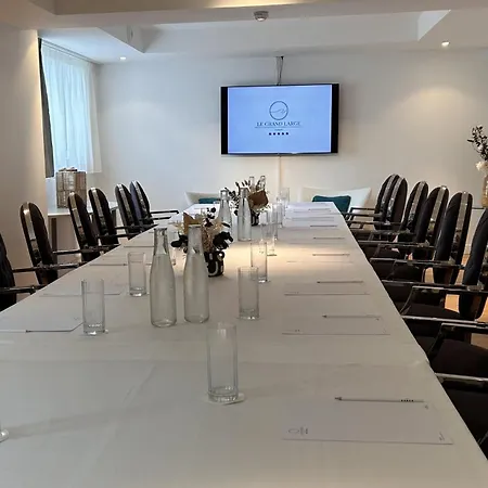 ホテル & Le Grand Large Dolus d'Oléron