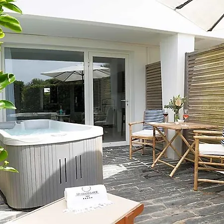 Hotel Hôtel&spa Le Grand Large 5*