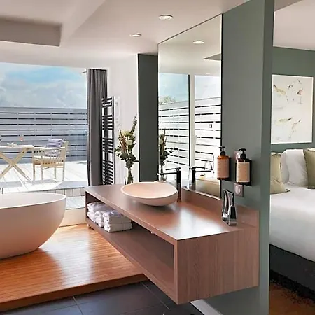 Hotel Hôtel&spa Le Grand Large 5*