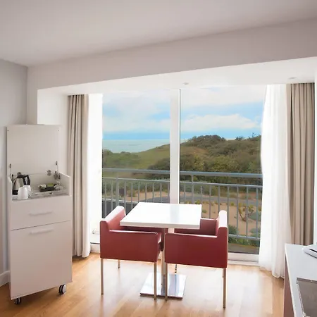 ホテル & Le Grand Large 5*